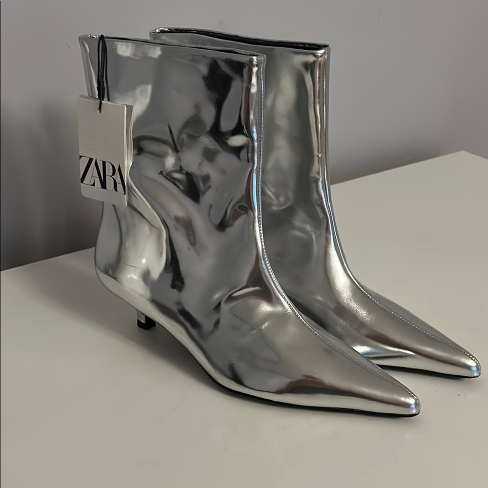 Zara Silver Leather Ankle Boots with Pointed Toe and Angled Heel
